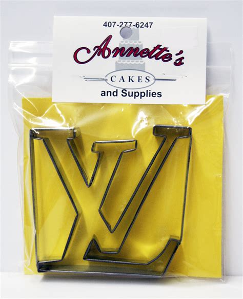 louis vuitton cake cutters